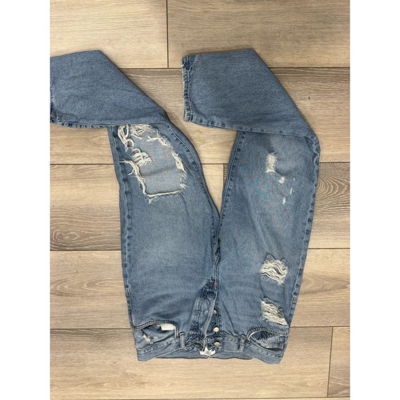 Forever 21 distressed boyfriend jeans - Picture 6 of 6